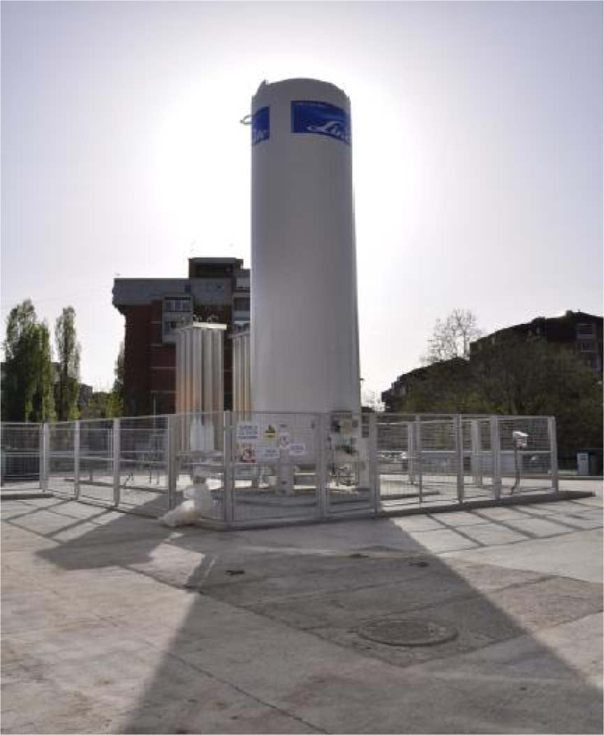 Objekat za ozonizaciju - rezervoar sa tečnim kiseonikom i isparivečem